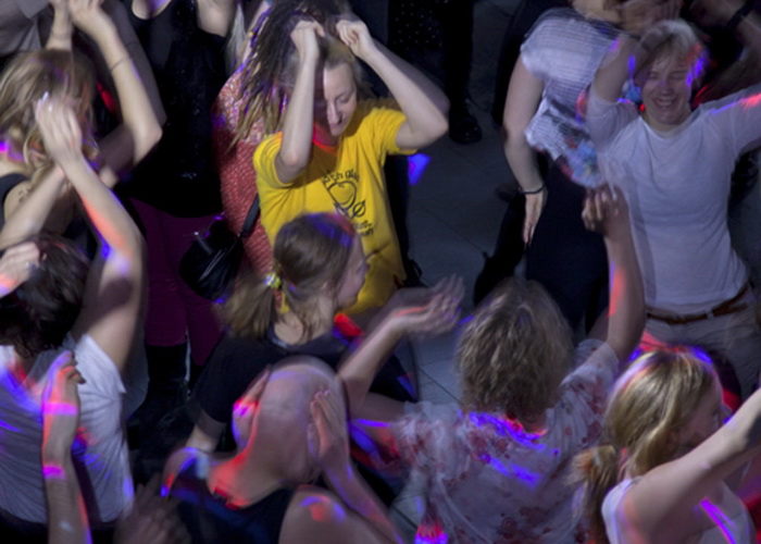 В обеденный перерыв танцуют все: Lunch Beat – новое социальное движение в Швеции 