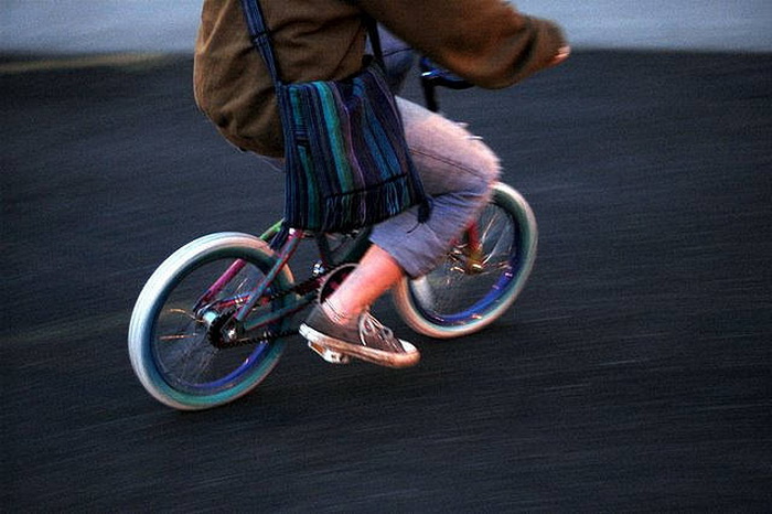 Зубомбинг (Zoobombing) - гонки на детских велосипедах