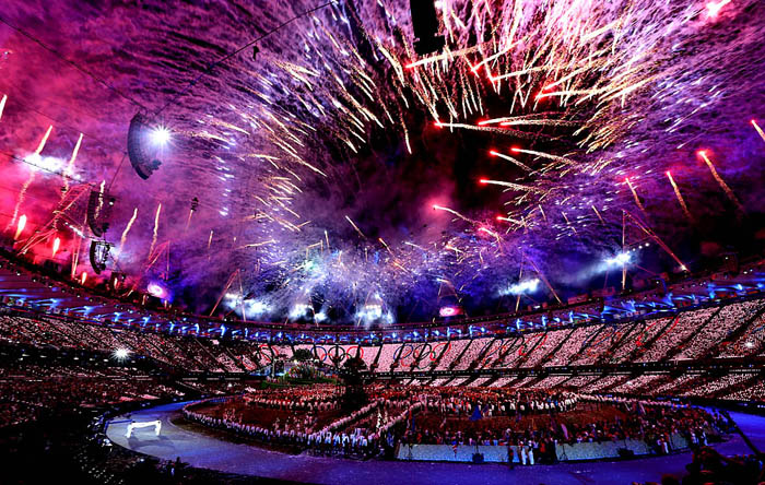 Фейерверк в честь открытия Летних Олимпийских игр 2012