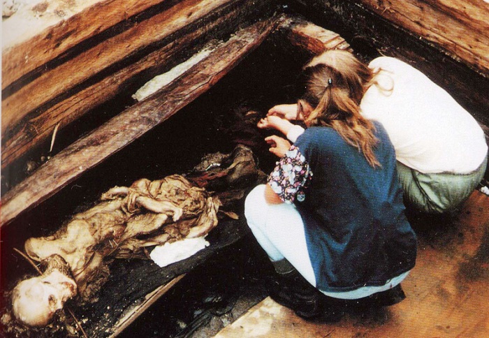 Такой увидели алтайскую мумию нашедшие ее археологи.