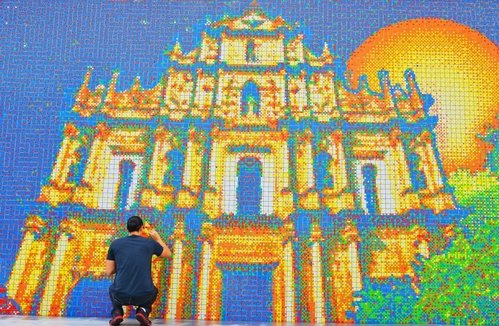 Фрагмент мозаики в Макао