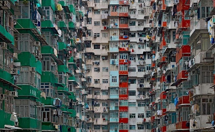фотоцикл «Architecture of density» Михаэля  Вульфа (Michael Wolf)
