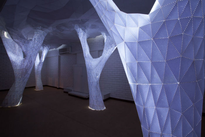 Светящаяся пространственная композиция Vana («Лес») от лондонского архитектурного бюро