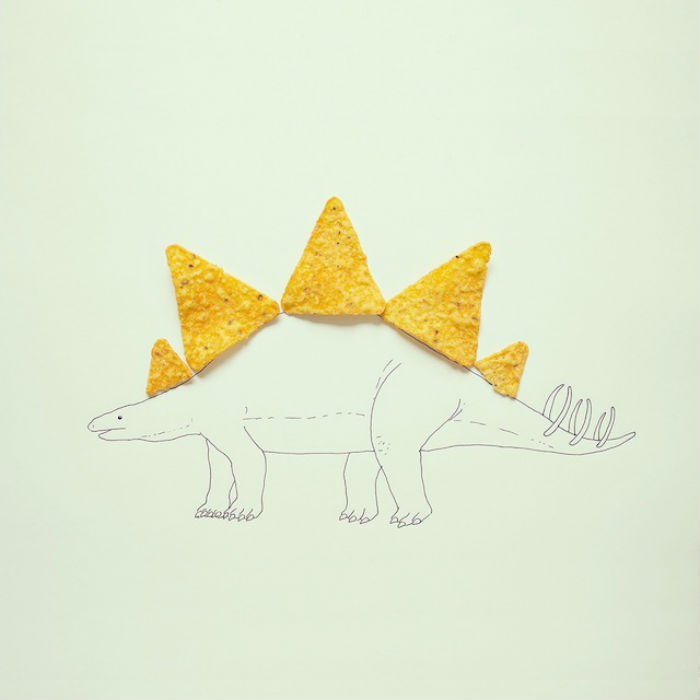Изображение динозавра, дополненное мексиканскими чипсами