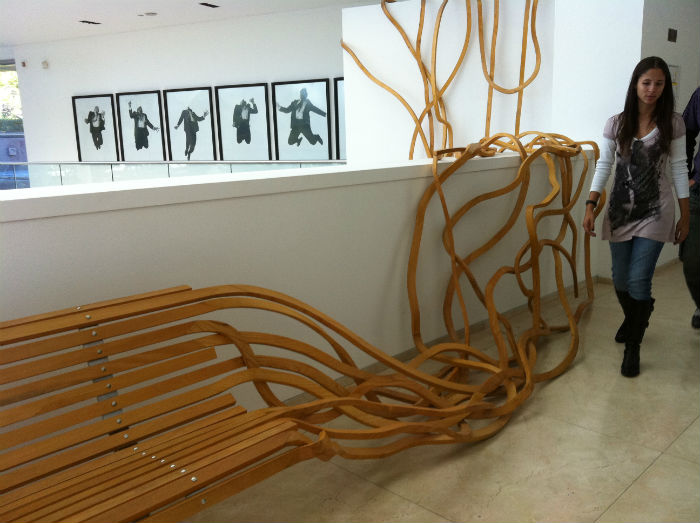 Впечатляющий проект «Spaghetti bench» - своеобразный гимн мебели
