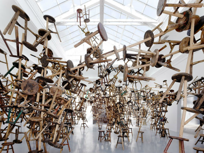 Мастер эпатажных инсталляций, всемирно известный китайский художник Ай Вэйвэй подготовил для Венецианской биеннале инсталляцию «Bang»