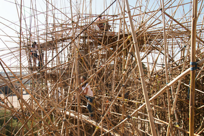 Big Bambu - масштабная пространственная композиция из бамбука в Иерусалиме