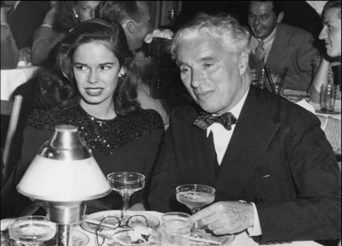 Чарли Чаплин с женой Уной.