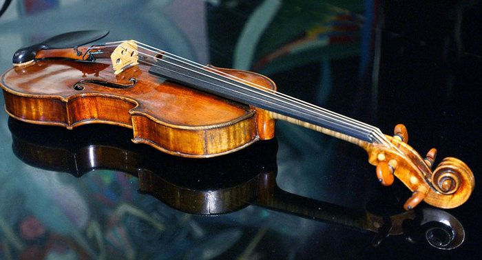 Скрипка Кохански Антонио Страдивари из коллекции Николая II