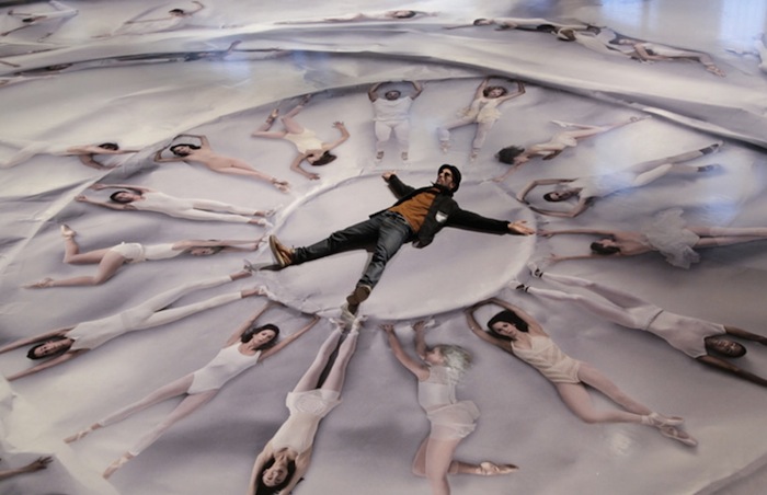 Новая инсталляция JR для «Художественных сезонов» балетной труппы Нью-Йорка (NYCB Art Series)