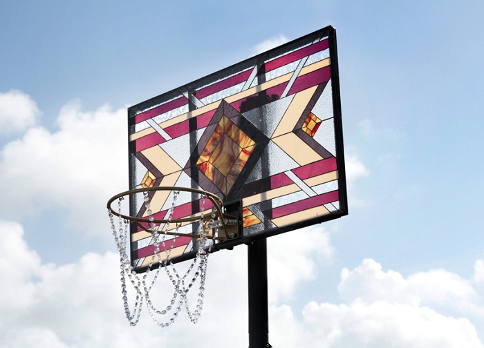 Баскетбольный щит в стиле «Тиффани».