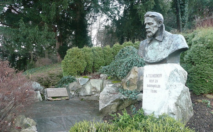 Памятник Чехову в Баденвайлер (Германия). | Фото: musei-smerti.ru.