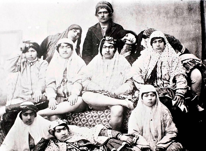 Женщины из гарема иранского шаха Насер ад-Дин ШахКаджара. | Фото: bigpicture.com.ua.