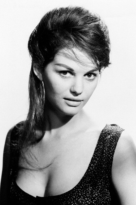 Клаудия Кардинале - одна из самых красивых актрис итальянского кино 1960-х годов. | Фото: thevintagenews.com.