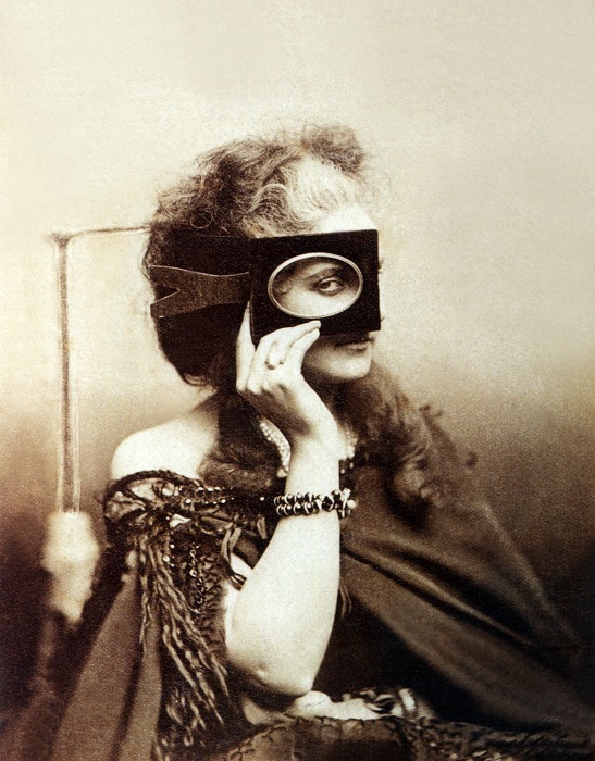 Вирджиния Ольдоини, графиня ди Кастильоне. Фотография 1862 года. | Фото: byronsmuse.wordpress.com.