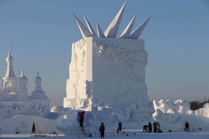 Самый масштабный фестиваль скульптур из снега и льда пройдет в Китае.