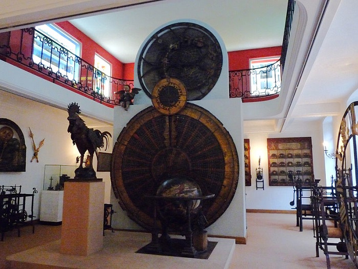 Первый механизм и петух хранятся сегодня в Страсбургском музее декоративного искусства. | Фото: commons.wikimedia.org.