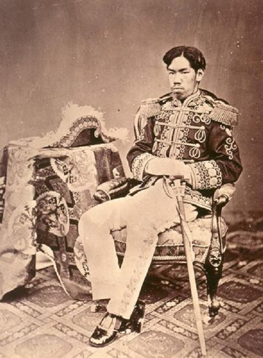 Молодой император Мэйдзи. | Фото: ru.wikipedia.org.