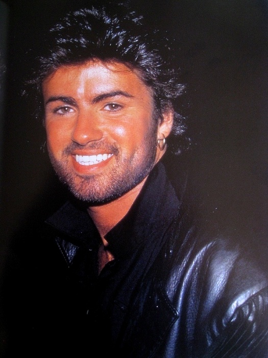 George Michael - популярный певец. | Фото: eighties.fr.