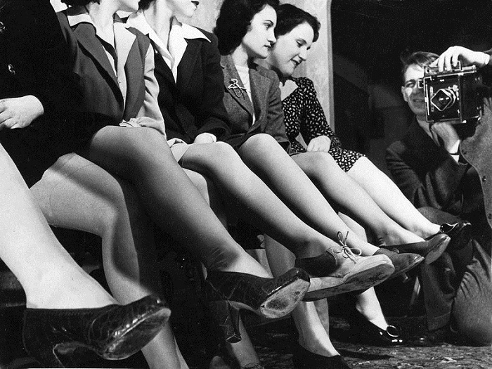 Вторая мировая война заставила американок брить ноги. | Фото: diddlybop.ru.