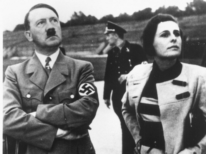 Лени Рифеншталь и Адольф Гитлер.