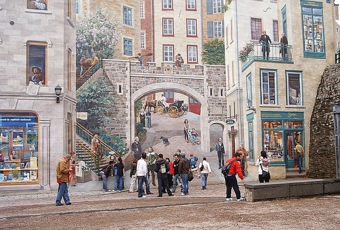 La Fresque des Quebecois - туристическая достопримечательность Квебека.