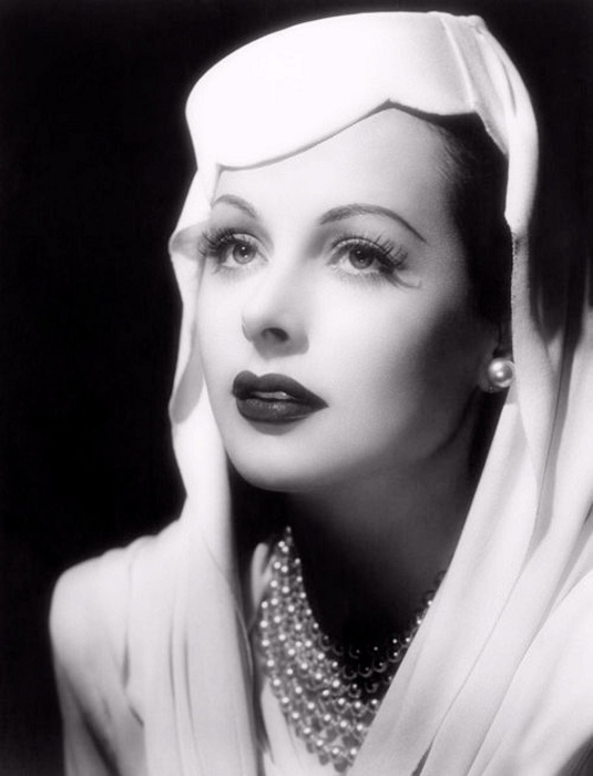 Hedy Lamarr - голливудская актриса 1930-40-х годов. | Фото: ads.t30p.ru.