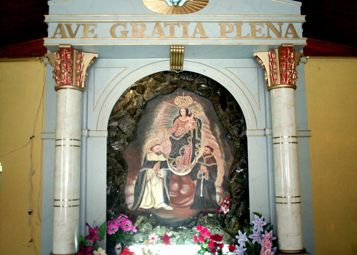 Икона на камне в соборе Лас-Лахас. | Фото: masterok.livejournal.com.