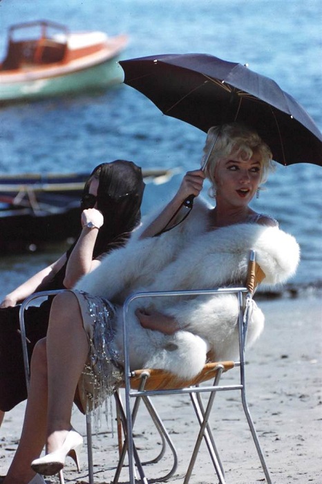 Мэрилин Монро на съемках фильма «В джазе только девушки».