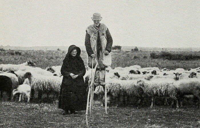 Пастух на ходулях. Снимок 1908 г.