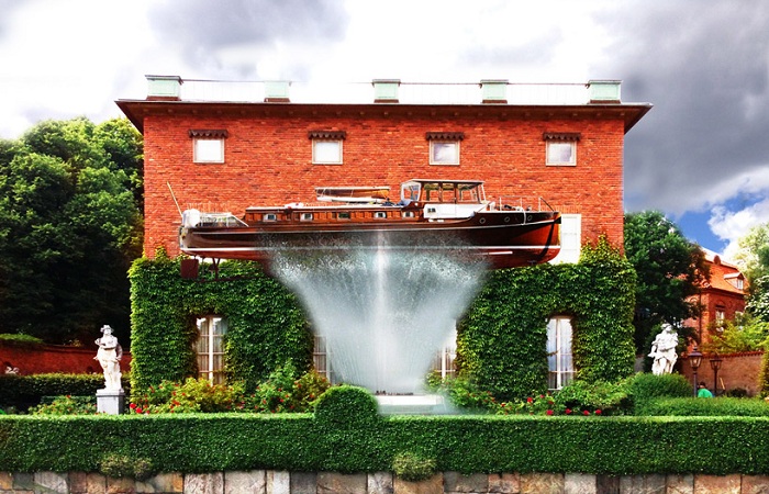 Новая «фишка» ландшафтного дизайна в Швеции - корабль-фонтан.