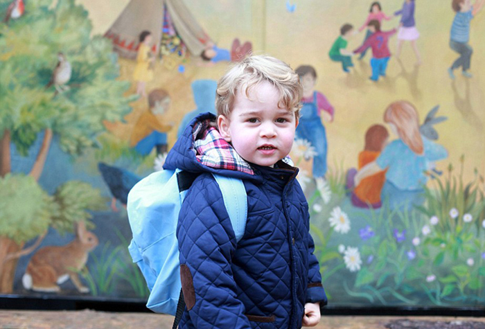Принц Джордж по дороге в садик Монтессори. Это был первый день, когда Джордж отправился в садик.