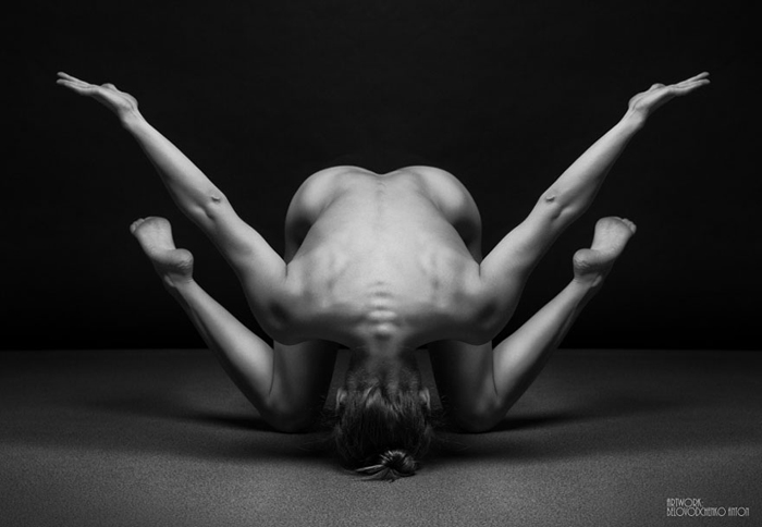 Фотографии женского тела от Антона Беловодченко.
