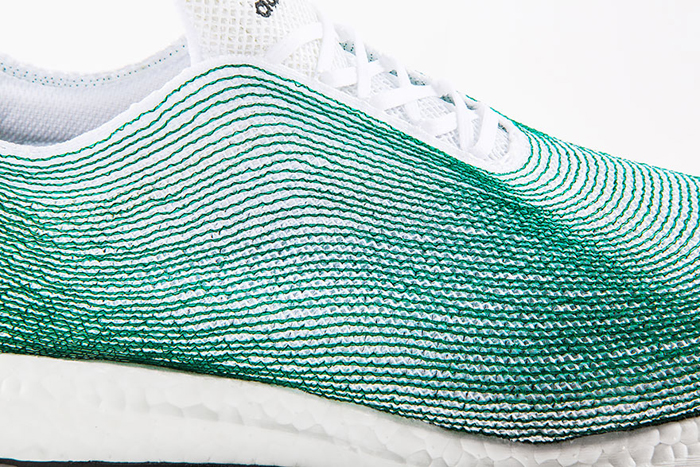 Рыболовные сети использованы для создания кроссовок  Adidas.