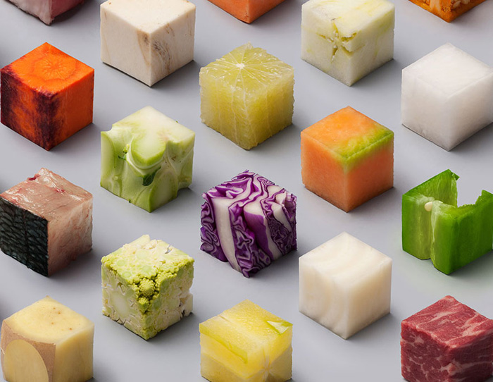 Несмотря на изменение формы, почти все кубики еды узнаваемы.