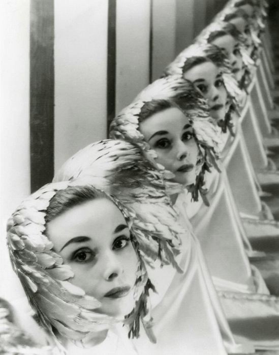 Одри Хепберн на студии в Нью-Йорке. Фотограф: Erwin Blumenfeld. Май 1952г.