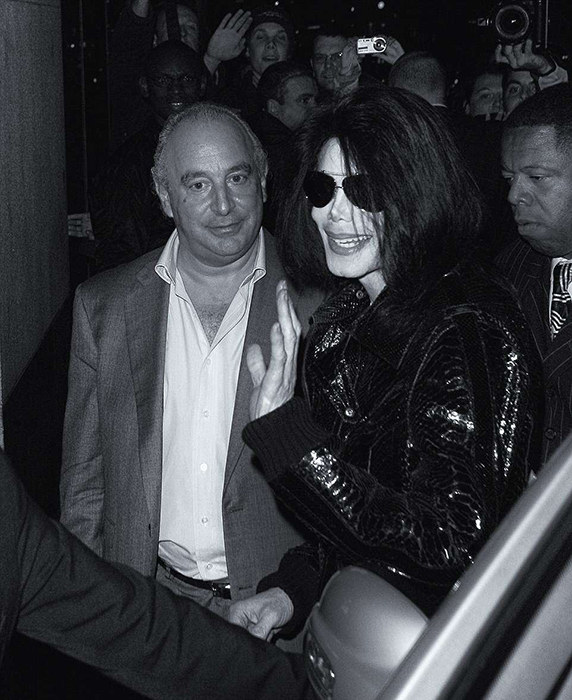 Майкл Джексон возвращается с вечеринки с сером Филлипом Грином. Фото: Max Butterworth.