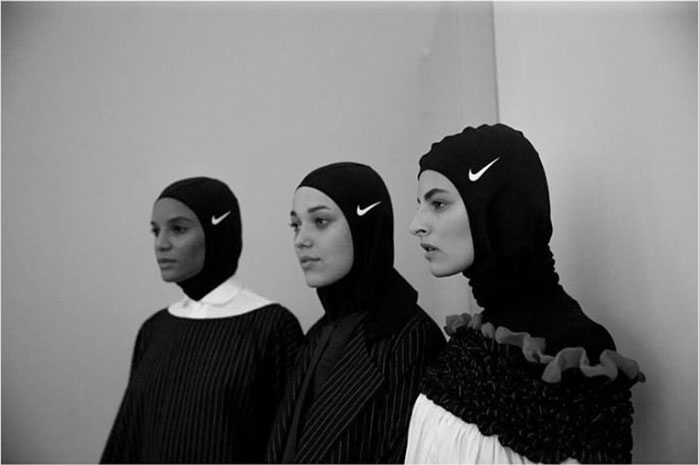 Спортсменки в хиджабах от Nike.