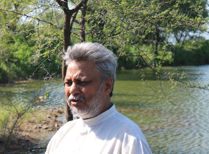 Раджендра Сингх упорным трудом смог вернуть воду 850 поселениям Индии.