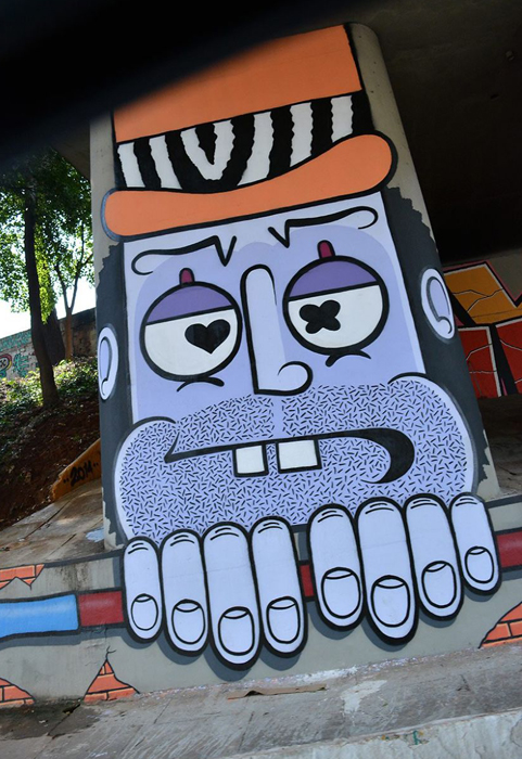 Художественная граффити. Avenida 23 de Maio.