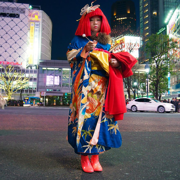 Аякамаи, актриса играющая *Мимикаки*. Токио, Япония. Instagram aroundtheworld_in80styles.