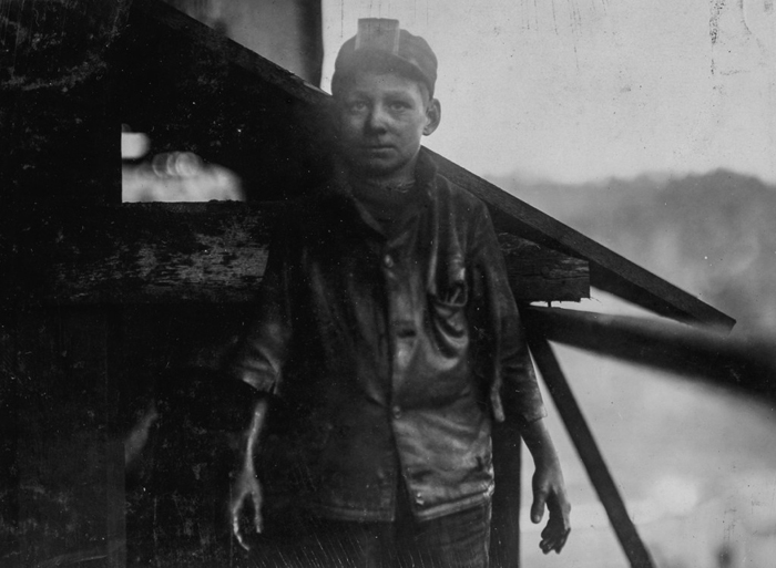 Шорпи Хиггинботам, рабочий на шахте Бесси в Алабаме.