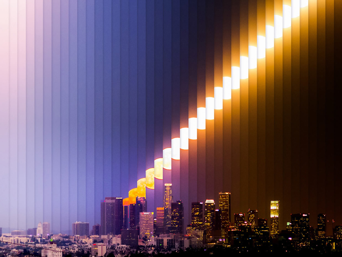 Восход Луны в Лос-Анжелесе - time slice фотография Дэна Маркер-Мура.