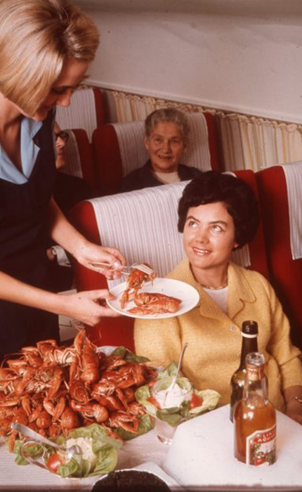 Еда подавалась на борту самолета всегда высококлассная.