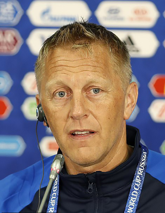 Тренер исландской сборной Хеймир Халлгримссон (Heimir Hallgrimsson).