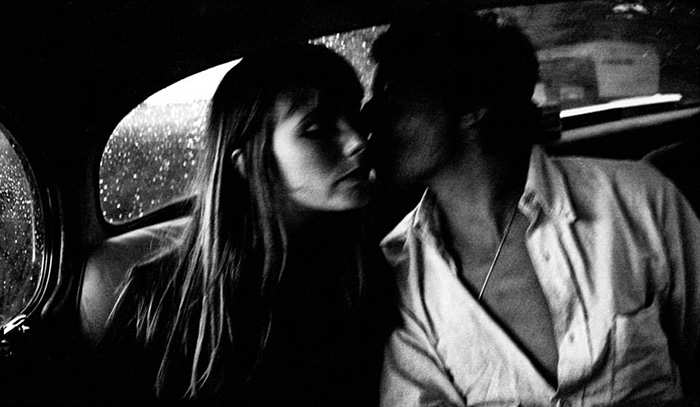 Джейн и Серж в машине.  Фото: Andrew Birkin.