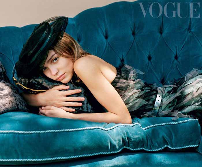 Лили-Роуз Депп для Vogue.