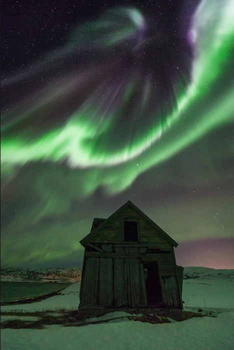 Дом. Фотография из Тромсё, Норвегия.