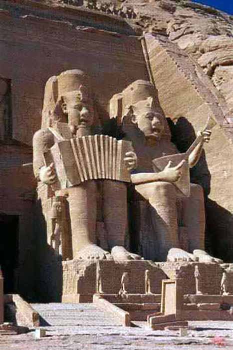 Большинство египетских гробниц было обворовано несколько веков назад.