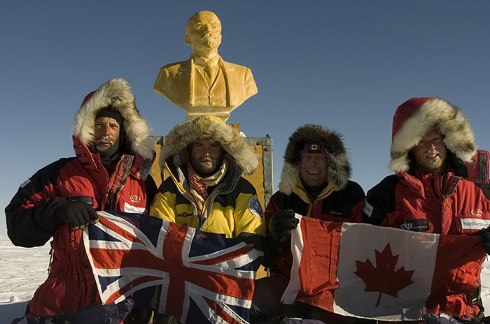 Британцы и канадцы в Антарктике.